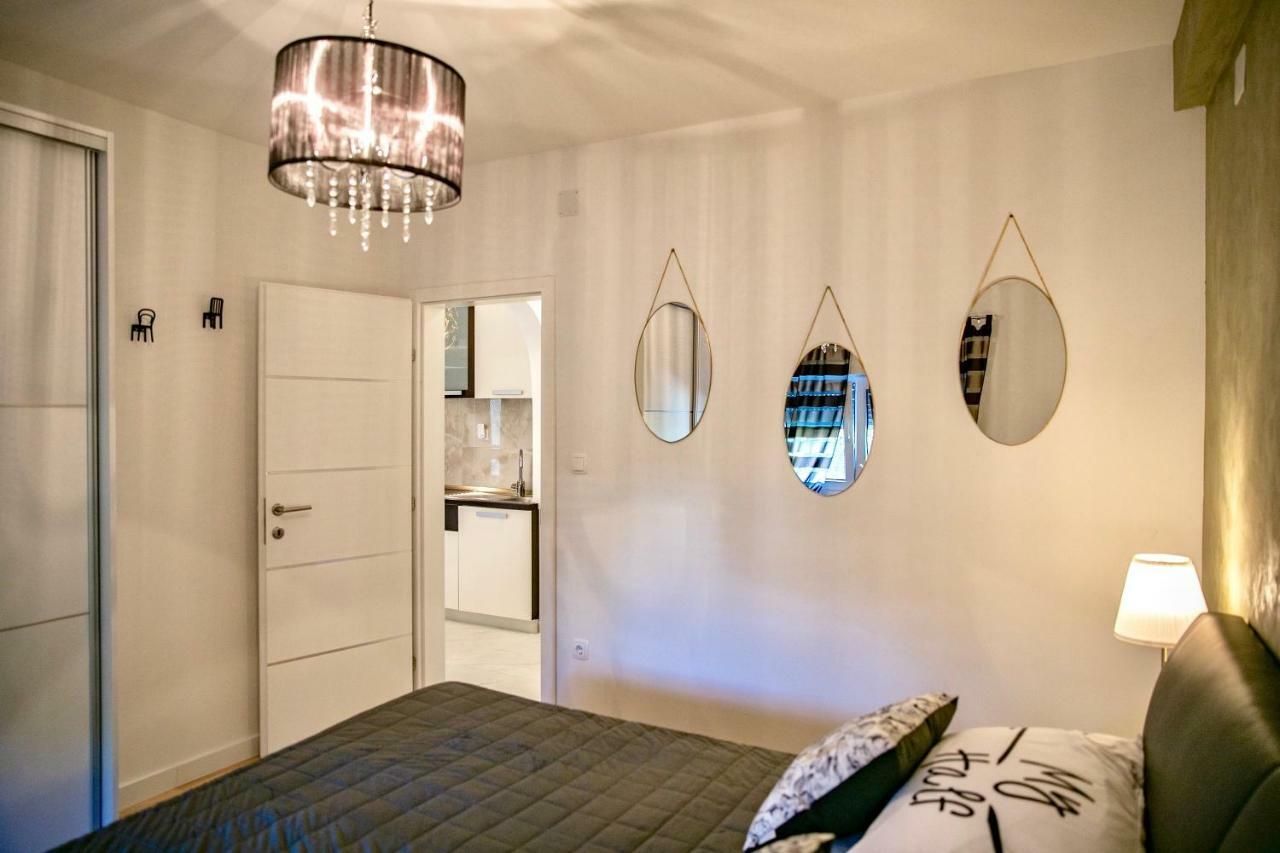 Ena Apartment Split Bagian luar foto